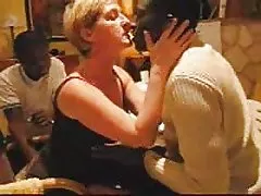 Wife65 porno video porno 