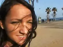 Morena videos de xxx en lugar público