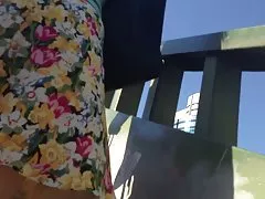 Las chicas desnudas escalera etek alti escalera upskirt