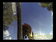 Itscleo va en un paseo en bicicleta...