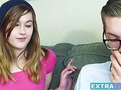 Descargar videos porno alaina super caliente quiere probar este pollón en un sofá