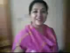 MILF videos porno caseros con tetas grandes