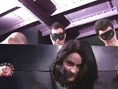 ¡Gangbang ver videos porno de mujeres calientes morena!