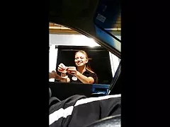 Las mejores fotos de mujeres desnudas drive thru flash en chick-fil-a por un cutie universidad