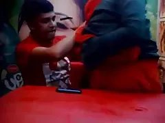 Videos xxx porno com escándalo de cantina desi par