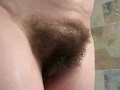 Videospornosgratis inglesa madura baña sus tetas gigantes