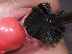 Queensnake.com videos porno de artistas mexicanas - rojo y negro 2
