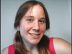 Gran tetas hermosa teen peluda obtiene su coño cremoso follada