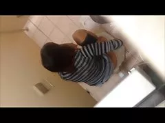 Nenas petardas nisit espía