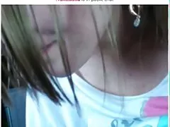 Mujeres calientes porno chica japonesa mamando dildo y jugando con la pussy