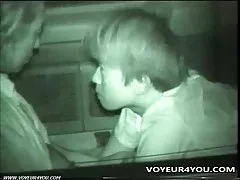 Escenas porno de chicas calientes de sexo en autos