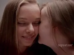 Alegría nenas cachondas de sexo lésbico