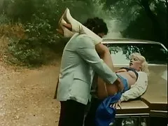 Ver mujeres cojiendo clásico... la rubia al lado