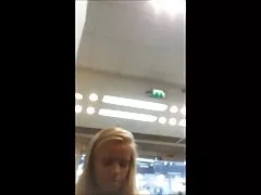 7 upskirt