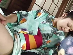 Best porn videos hana rizado usa una botella para juguete su coño hasta que ella se soaki