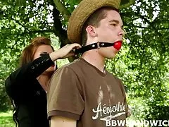 Por o xxx marta y jitka follan su jardinero esclavo personal