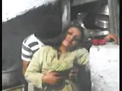 Esposa videos cachondos xxx de Egipto con vecino jugando en tetas