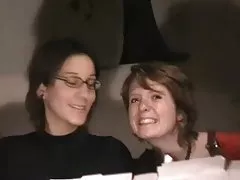 2 videos gratis porno xxx estudiantes mujeres calientes en busca de un compañero de habitación a la mierda