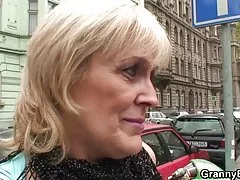 Porno vídeo 60 años prostituta vieja monta su gallo joven