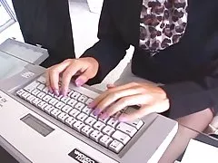Media putas sexo plaqué asiática de pezones agradables en su ons de perno loco
