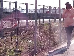 Castigo: caminar desnudo en la calle