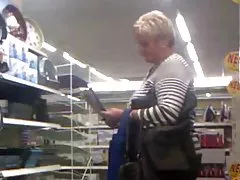 Una videos x porno gratis madura que destella en la tienda con la corrida-flostylez