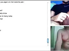 Videos porno con culos grandes omegle aventuras 4 - tetas firmes y cepillo para el pelo en el coño