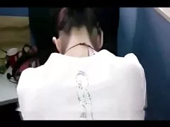 Asiáticos follando a su compañero de trabajo en la mañana