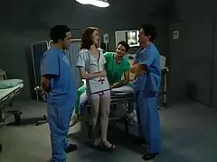 Chloe muchachas desnudas nicole - culata golpeó enfermeras traviesas (1997)