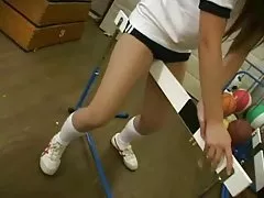 Colegiala video video porno japonesa humping en el gimnasio
